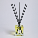 VANİLYA & AMBER REED DİFFUSER 500 ml